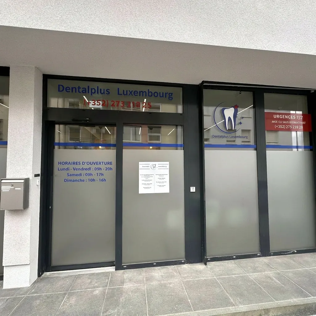 Front of the Dentalplus dental practice, 3 rue de Houffalize, Luxembourg-Bonnevoie